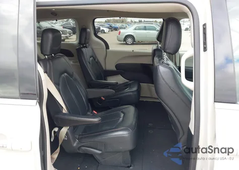 2020 Chrysler Pacifica Touring L z USA, uszkodzony, nr VIN 2C4RC1BG7LR204898